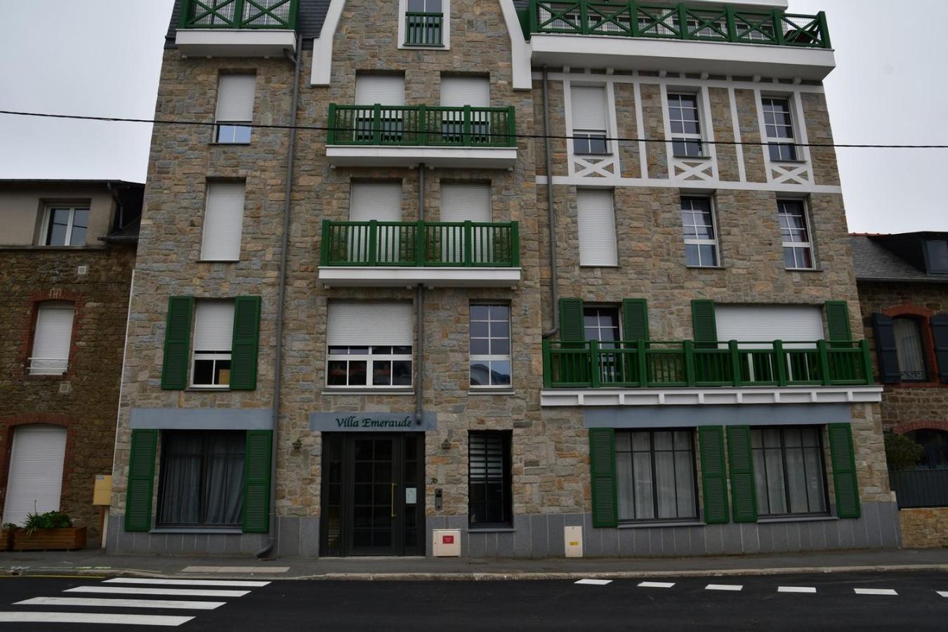 Neuf A Louer A 3 Nuits Minimum Appartamento Dinard